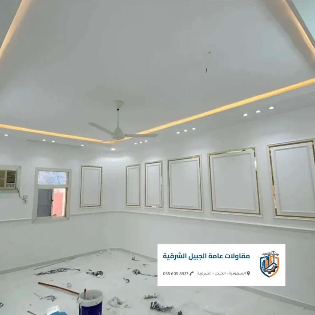 الرئيسية تنفيذ اصباغ الجبيل داخلية بلون بيج لفيلا مودرن مقاومة للرطوبة.